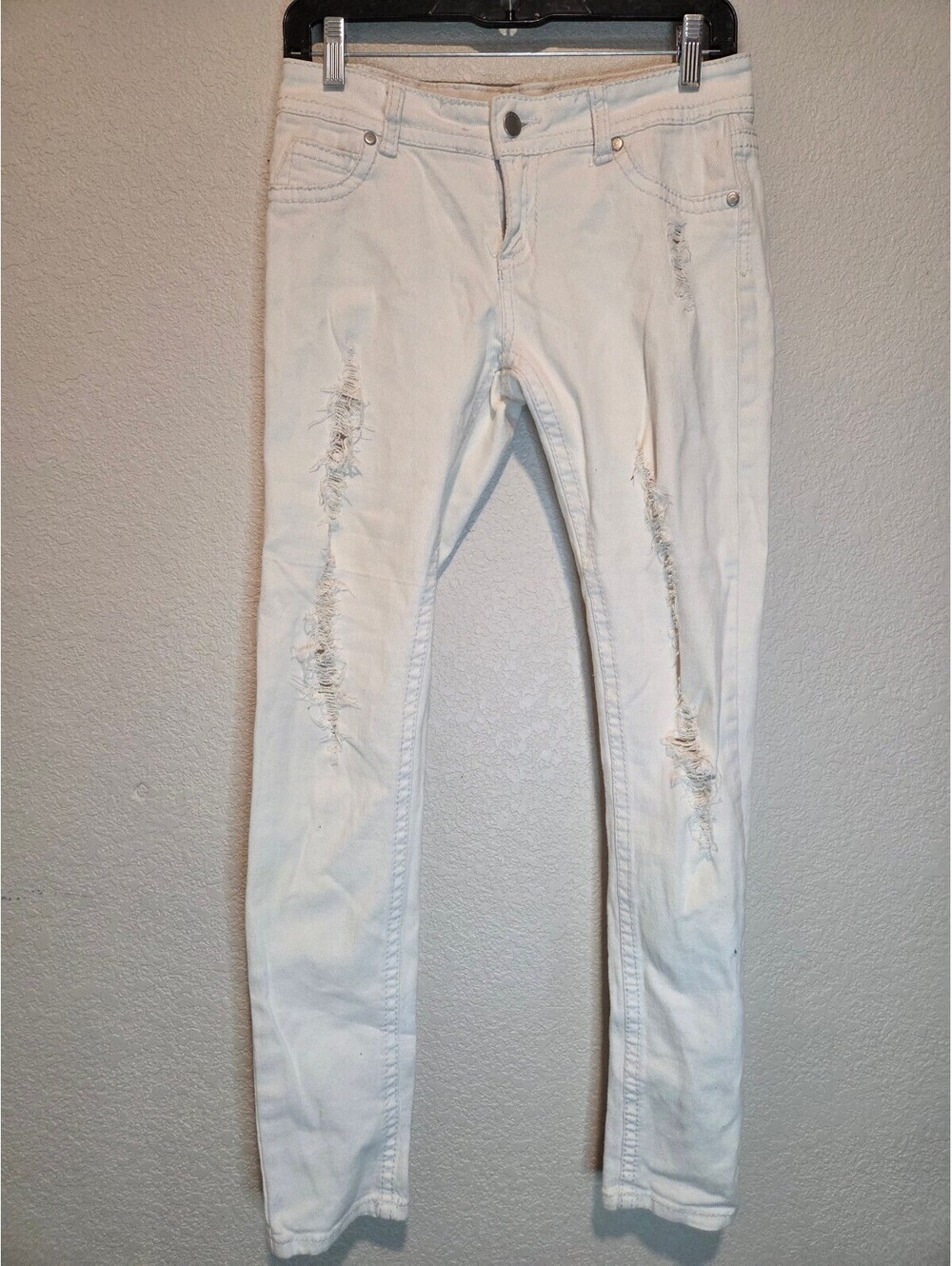 Wet Seal White Distressed Skinny Jeans Size 7
